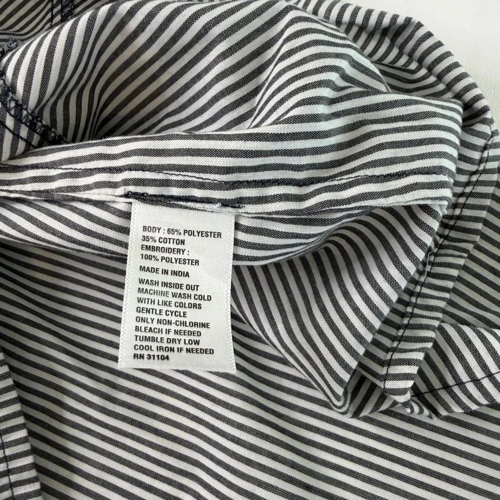 Crown & Ivy Button Down Top Women 1X Black White Striped Embroidered Boho Bell - Picture 7 of 9